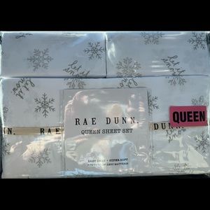 New Rae Dunn Let It Snow Queen sheet set